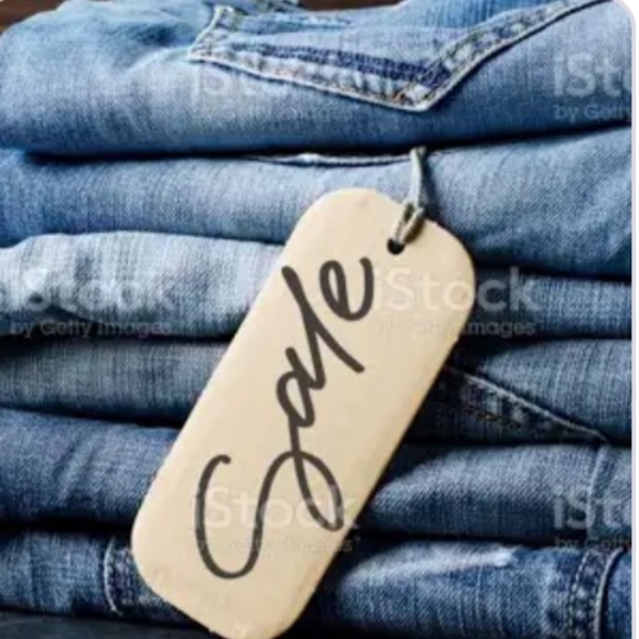 MAKE OFFERS! - Picture 1 of 1